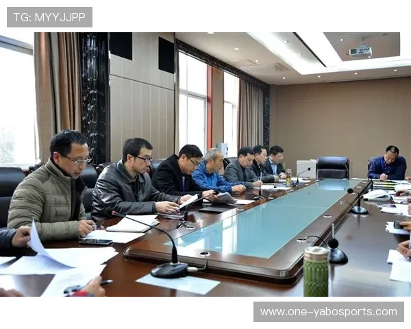 法国梅斯足球俱乐部最新赛季动态与发展趋势全面解析 法国梅斯足球俱乐部最新赛季动态与发展趋势全面解析
